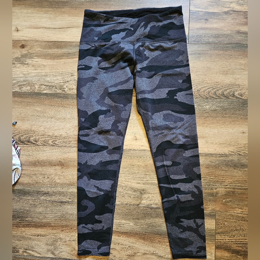 Womens Tuff Athletics Black And Gray Camo Print Leggings